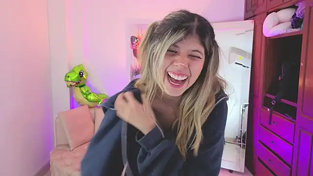 NATAASHA___ live sex cam