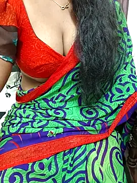 Nikitha_telugu