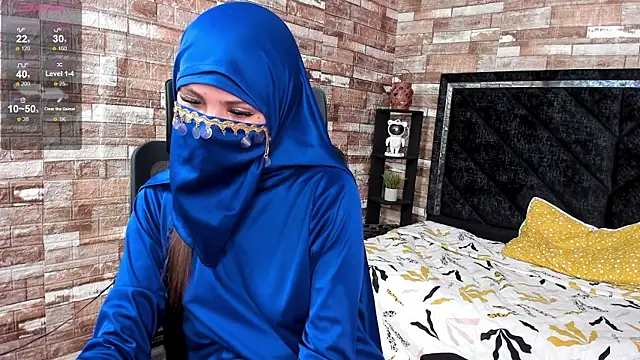 zully_amin (F teen) - show titis + oil