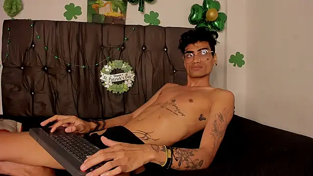 Gay_Red_Room live sex cam