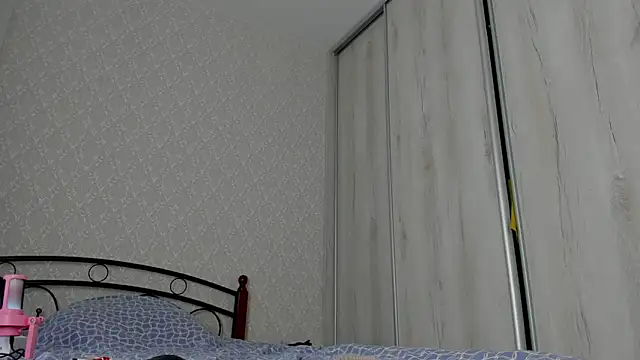 nude live chatroom Patricia Bloom