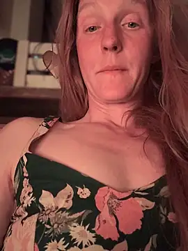 GoldenFlameGoddess webcam