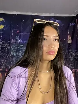 Itze_Mua Live Webcam on Stripchat