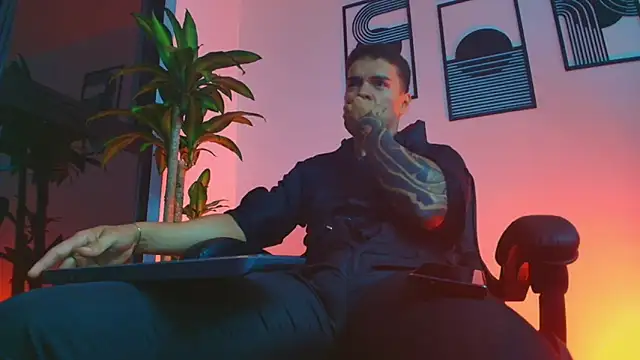 ALPHA_DOMINUS_ webcam