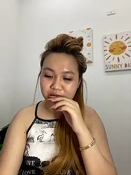 almira6868 - Almira6868's free webcam - UK Sex Cams