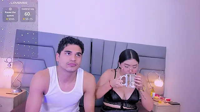 jhoanandscarlet - JhoanAndScarlet's free webcam - UK Sex Cams