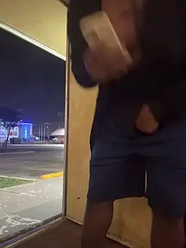 stressreliever82 - Stressreliever82's free webcam