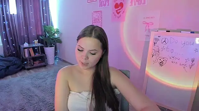 kira_love_81 - Kira_love_81's free webcam