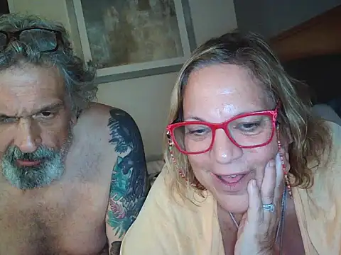 victoria121565 - Victoria121565's free webcam