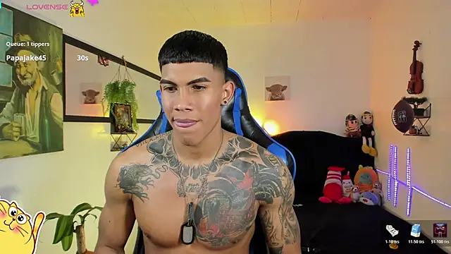 damian_latinxxx - Damian_latinxxx's free webcam - UK Sex Cams