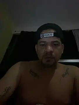 dominicanobb - Dominicanobb's free webcam - UK Sex Cams