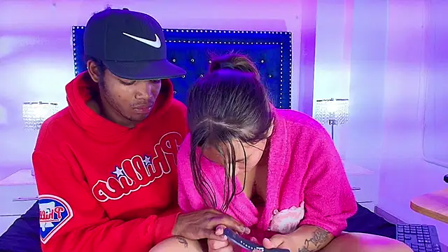 Cristal_and_luke webcam