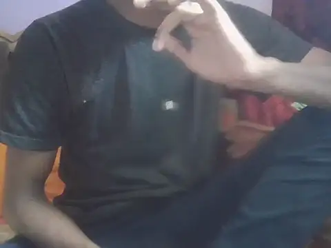 whoistheboss123 - Whoistheboss123's free webcam - UK Sex Cams