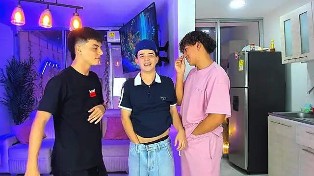 Houseofwarrios webcam