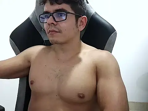 MILCARITAS3 live sex cam