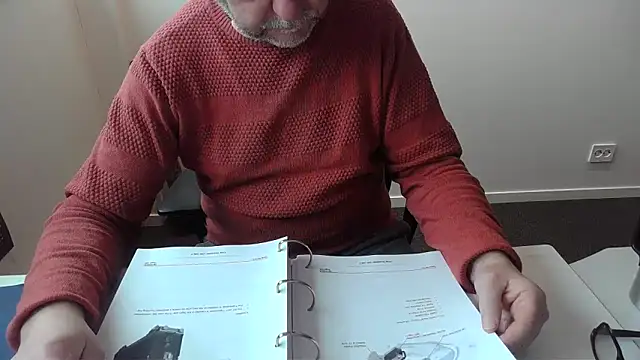 buggemann (M grandpa) - 5 minutes masturbating