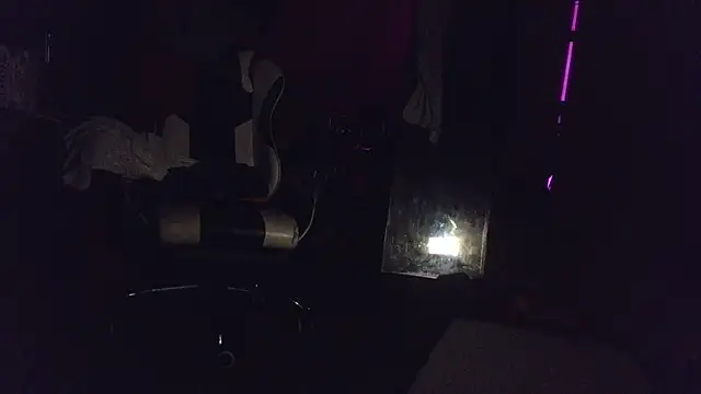 bigshh8 (Ask my age) - special public performance