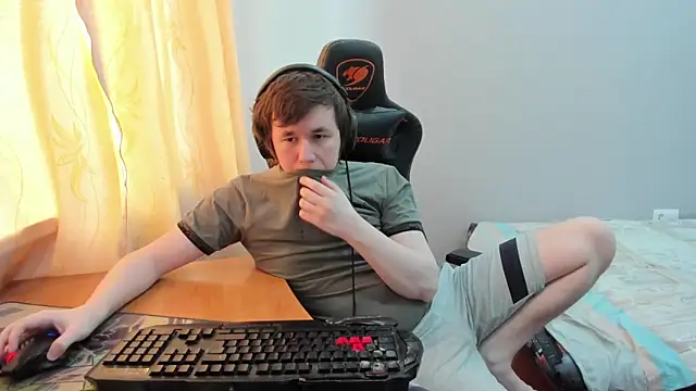 iliaskrislove live sex cam