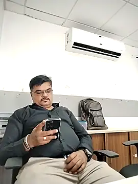 desi_lodo_gujju_boy - Desi_Lodo_Gujju_Boy's free webcam - UK Sex Cams