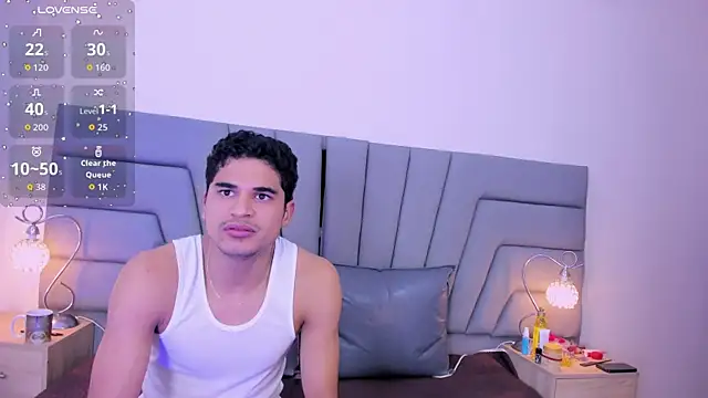 jhoanandscarlet - JhoanAndScarlet's free webcam - UK Sex Cams