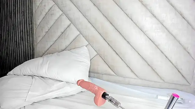 sarahrizof - SarahRizof's free webcam - UK Sex Cams