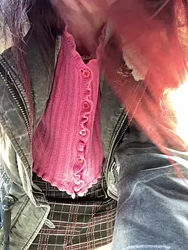 NataKitten live sex cam