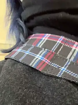 only_april (F teen) - CUM LOUD WITH THE DOOR OPEN