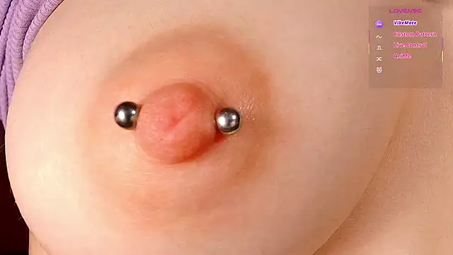 GoodWitch_'s Stripchat show and profile