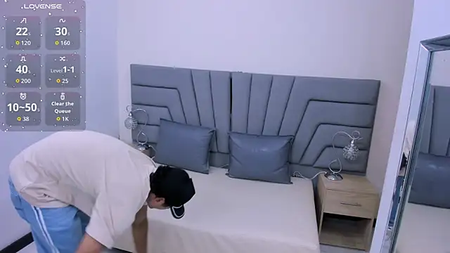 jhoanandscarlet (Ask my age) - Erotic French kiss 👄😈