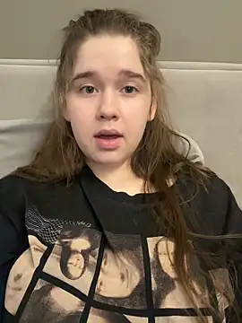 online webcam HornyGirlH