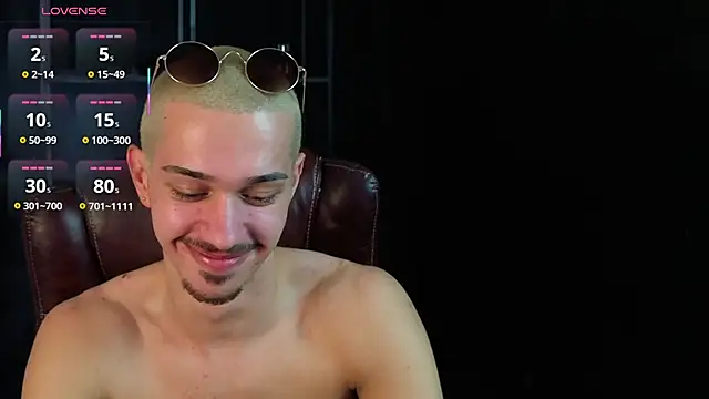 kaydendrew (M twink) - Lets Hit the GOAL and make me CUM