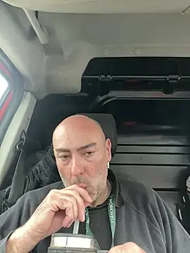 richmcgee (Ask my age) - Cum in public toilet