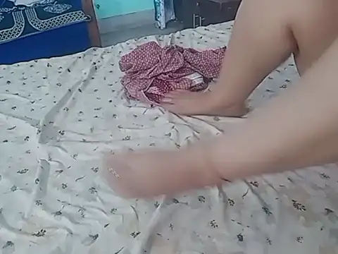 anuradha_2006 - ANURADHA_2006's free webcam - UK Sex Cams