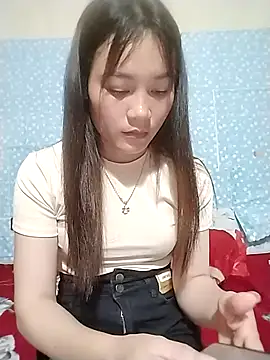 little-green-sprout - Little-green-sprout's free webcam - UK Sex Cams