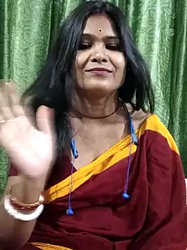 yoursweety09's Stripchat show and profile