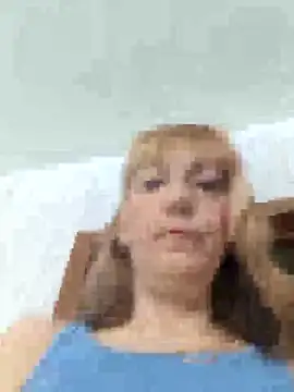 ValeriaLight's Stripchat show and profile