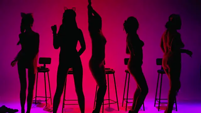 美女XG-002在线直播