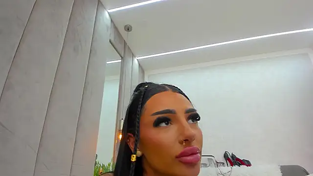 Britney_Charm_ webcam