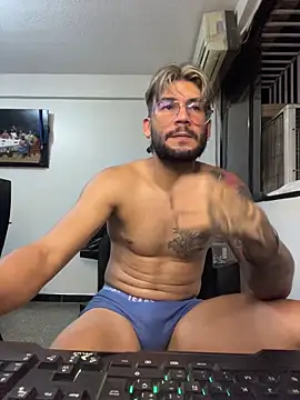 thedragonboyxxx - Thedragonboyxxx's free webcam - UK Sex Cams