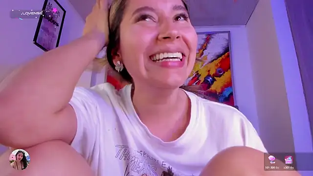 Violet_Blazee webcam