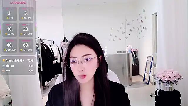 美女yangyang-777在线直播