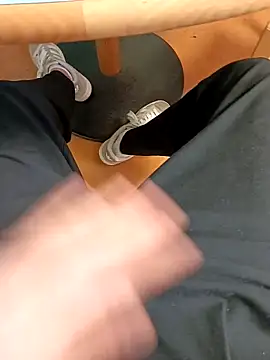 Fun_yacine's live cam