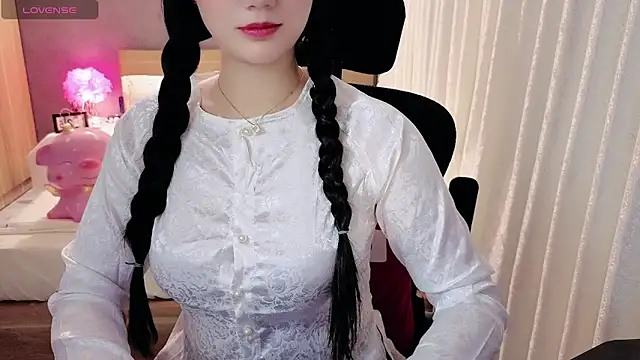 JENNIE-16 live sex cam