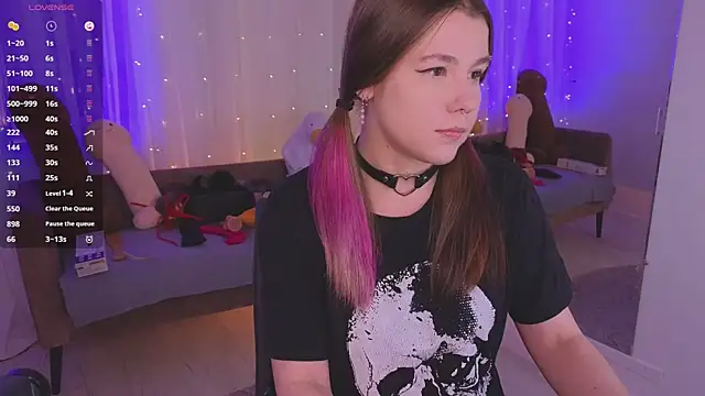 mira_falls (F young) - Topless and nipples play