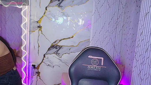 maile_tay - Maile_Tay's free webcam