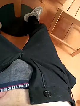 Fun_yacine live sex cam