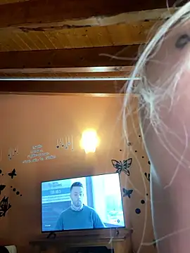 MelaFoxx live sex cam