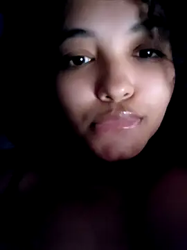 QeenPandinha live sex cam