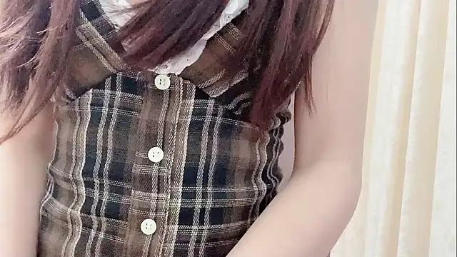 Shenlly's Stripchat show and profile