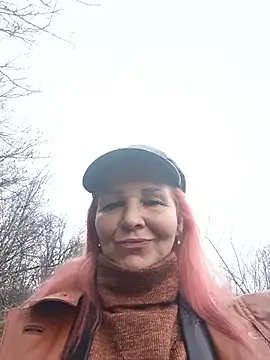 CassandraSandra44's Stripchat show and profile